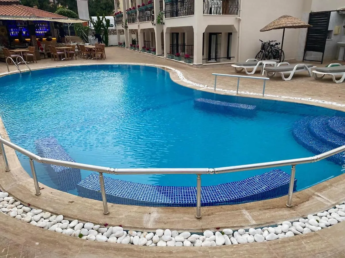 Leons Sun Village Apartments Мармарис