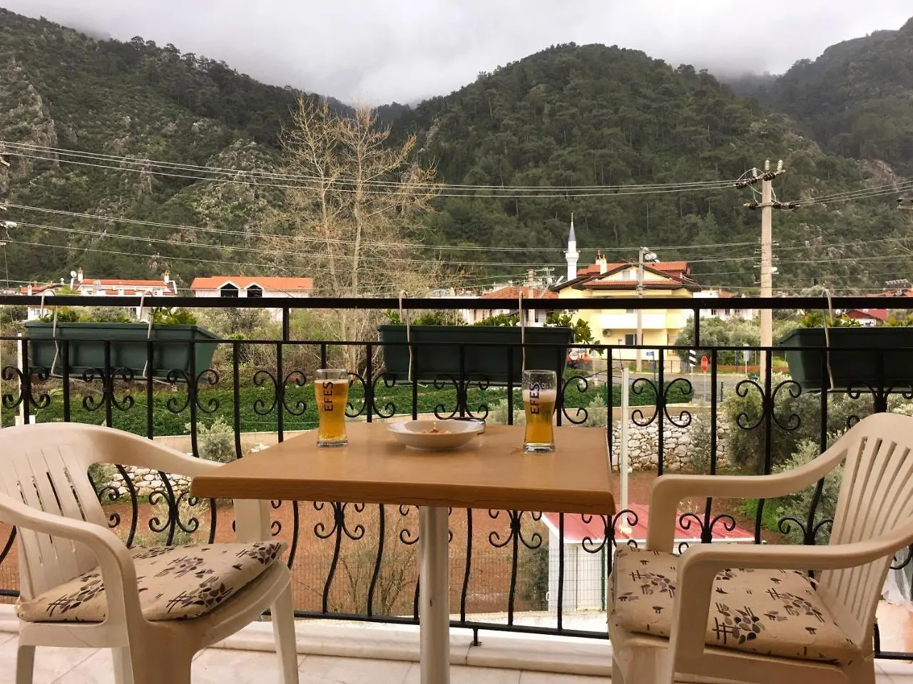 Leons Sun Village Apartments Мармарис Отель